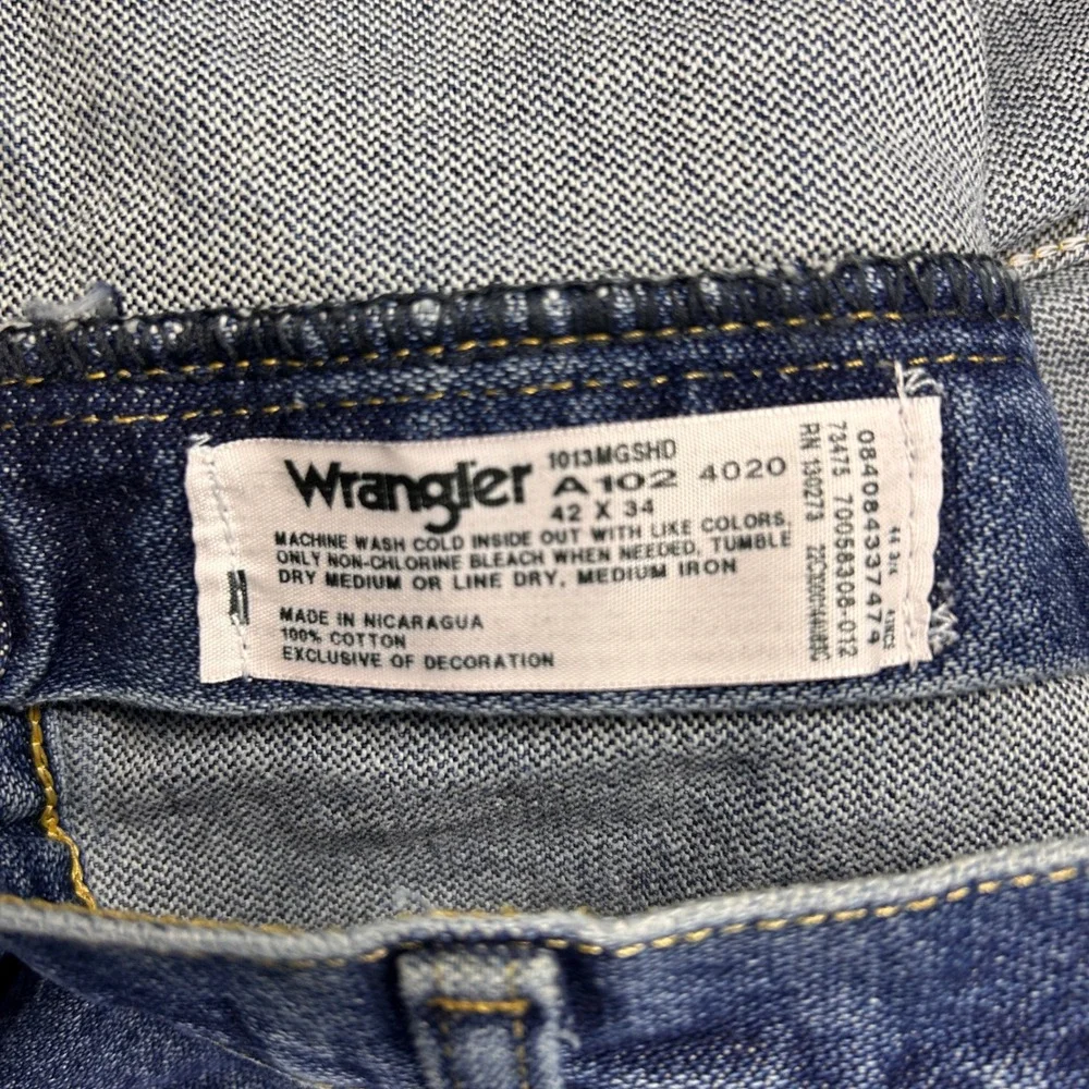 Wrangler George Strait Collection Mens Blue Jeans 42x34 Medium Wash Denim A102